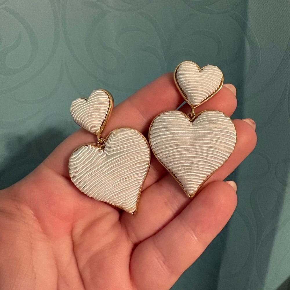 Elegant Gold and White Heart Earrings